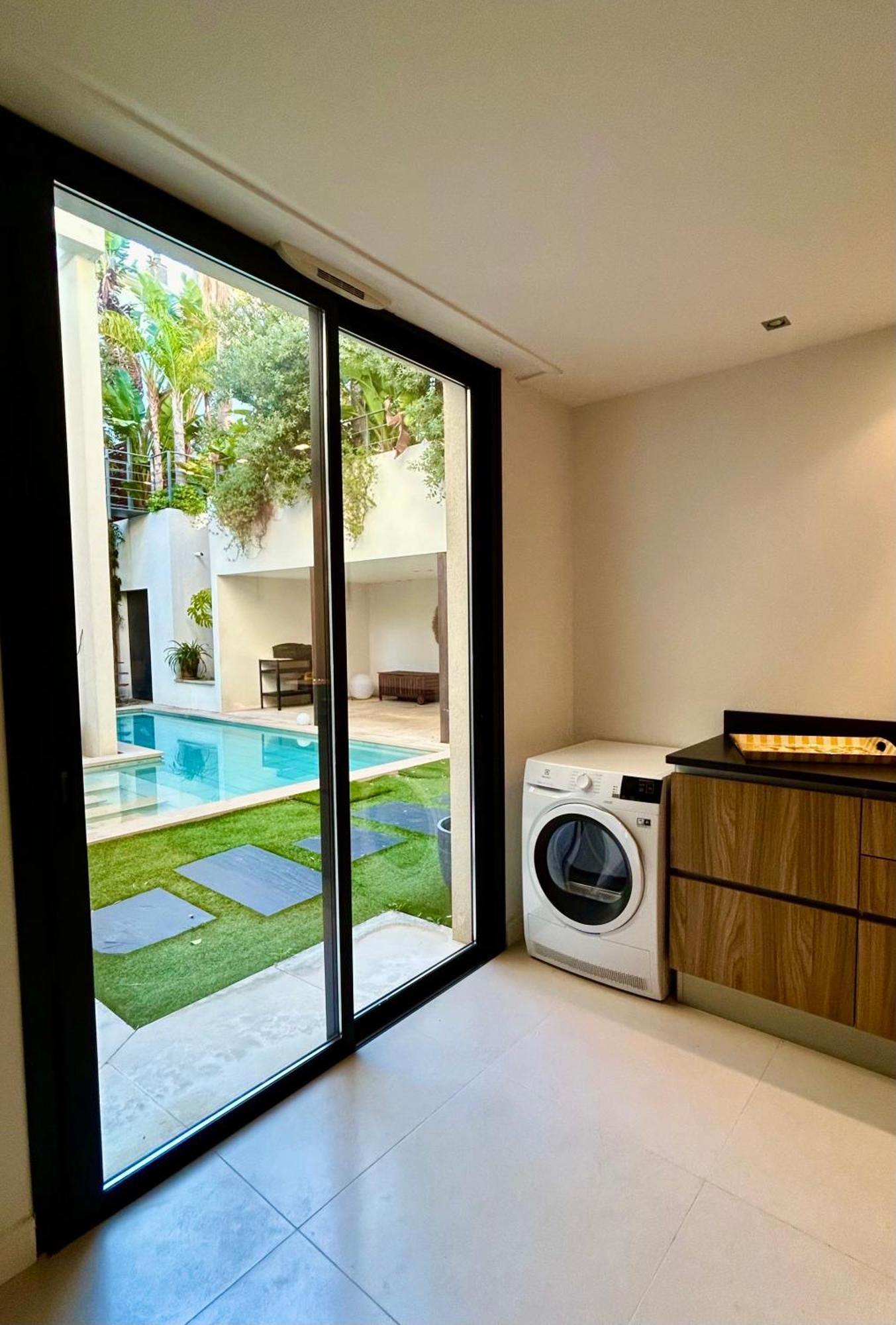 Rumah Bali Cannes Esterno foto